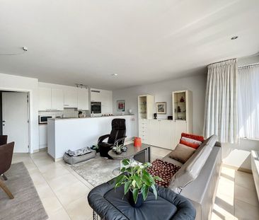 Twee‑slaapkamerappartement met open zicht op sportstadium De Taeye. - Photo 3