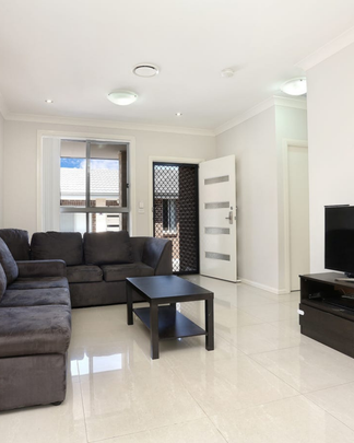 5/60-62 Magowar Road, Girraween NSW 2145 - Photo 1