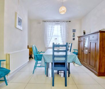 4 bedroom terraced house to rent - Photo 4