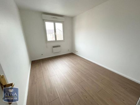 Location Appartement 2 pièces 48m² LOUVROIL 59720 - Photo 2
