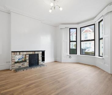 4 bedroom terraced house to rent - Photo 5