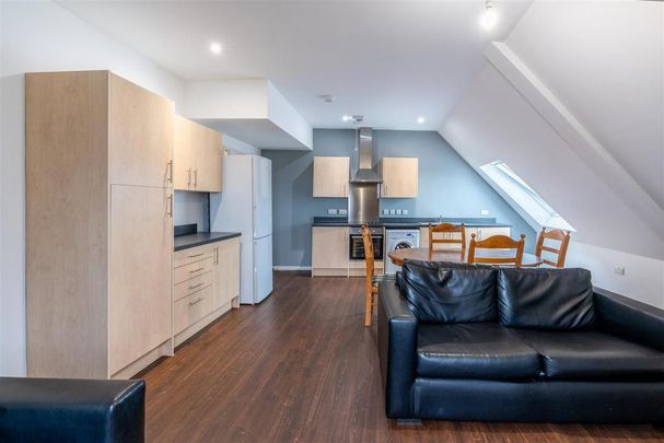 3 bedroom apartment to rent - Photo 1