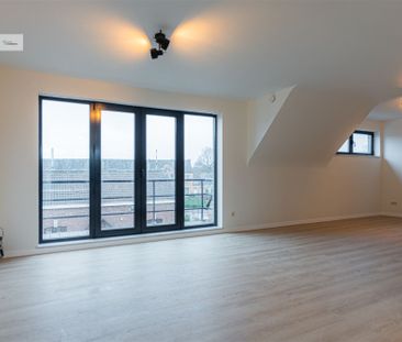 Het appartement werd eind 2024 volledig gerenoveerd. Het EPC dateer... - Photo 1