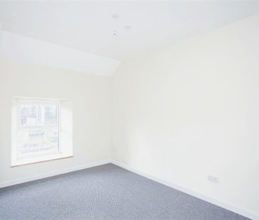 2 bedroom property to rent - Photo 1