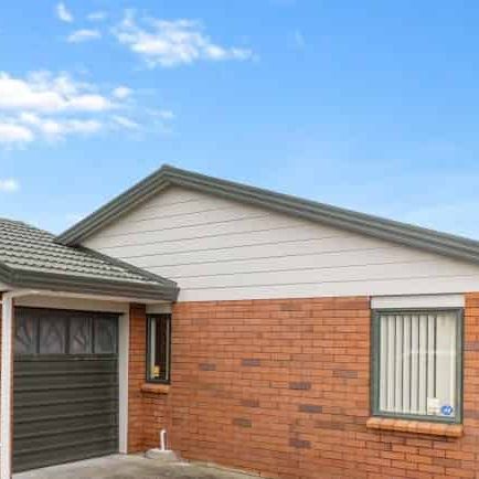 PAPATOETOE, 3 BEDROOMS - Photo 1