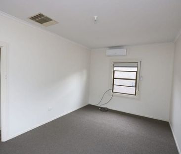 Three Bedroom Home with Large Yard! - Photo 2