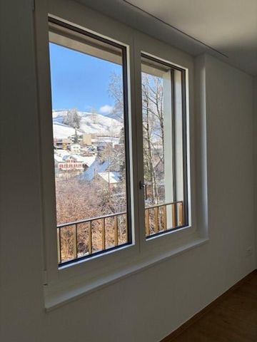 Living in the old weaving mill - Photo 4