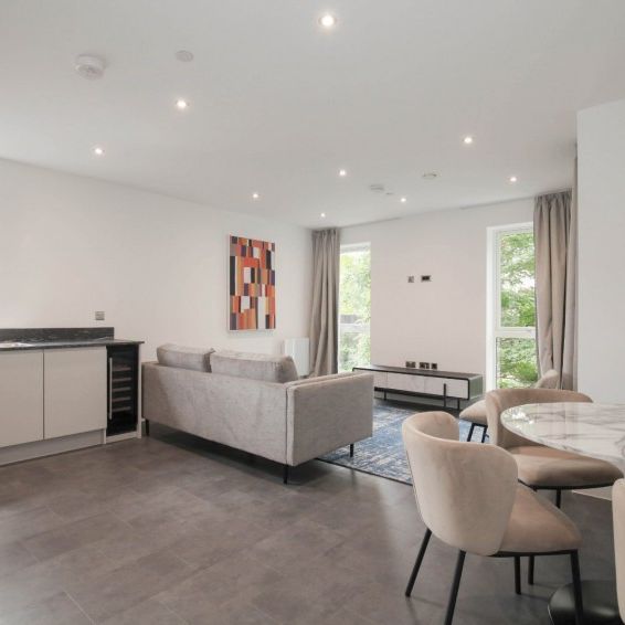 56a Kew Bridge Road, Brentford,TW8 - Photo 1