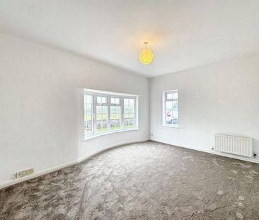 4 bedroom detached house to rent - Photo 4