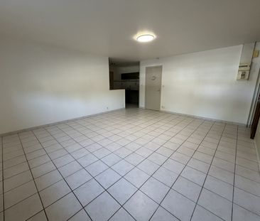 Location Appartement 2 pièces 52m² - Photo 2