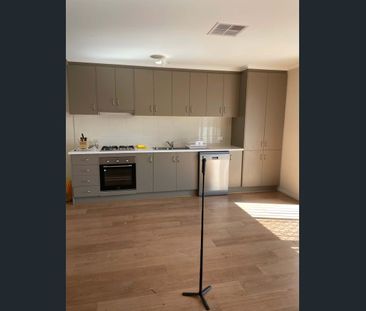 Lovely 3 Bedroom, 2 Bathroom Family Home in Andrews Farm - Photo 1