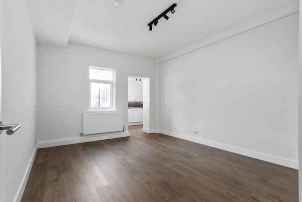 3 bedroom flat to rent - Photo 1