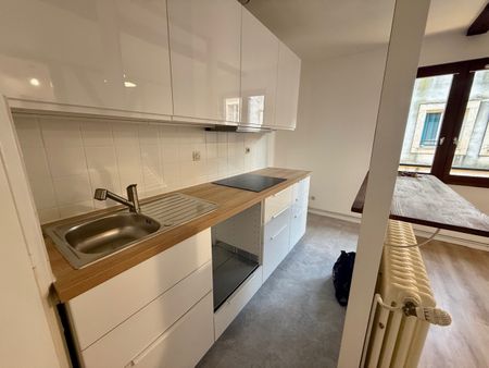 Location Appartement 3 pièces 40m² - Photo 2