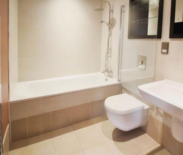 2 bedroom flat to rent - Photo 6