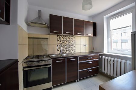Duża kawalerka z częścią sypialnianą w Centrum - Zdjęcie 4