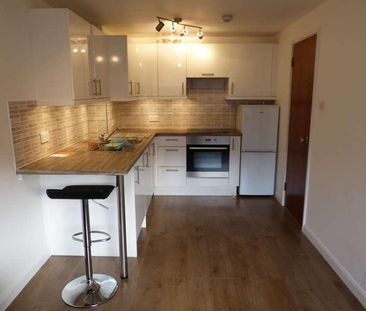 London, NW11 - Photo 4