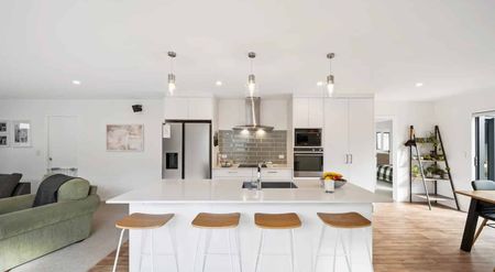 Modern 3-Bedroom Home in Papakura - Photo 4