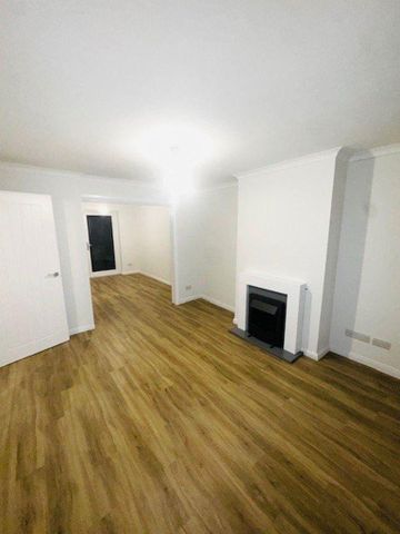 3 bedroom house to rent - Photo 2