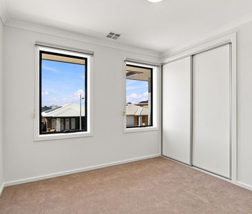 BRAND NEW HOUSE FOR RENT IN WERRIBEE - Photo 3