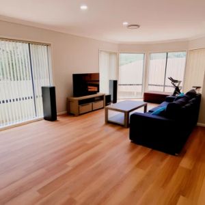 Shared Place·8B3B···7 Sunset Boulevard, North Lambton, Newcastle - Photo 2