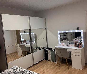 2-Zimmerwohnung möbiliert - Photo 1