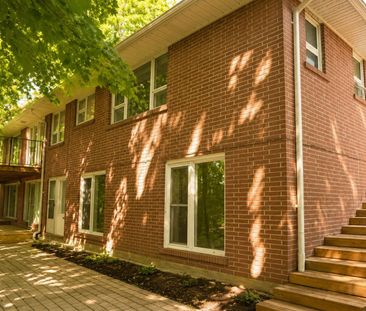 For Lease - 17 Hi Mount Drive Unit# Main, Toronto, Ontario - Photo 2