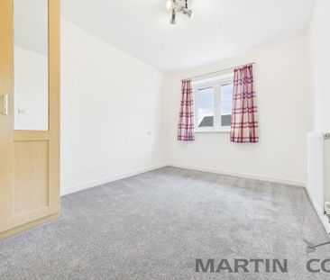 3 bedroom semi-detached house to rent - Photo 5