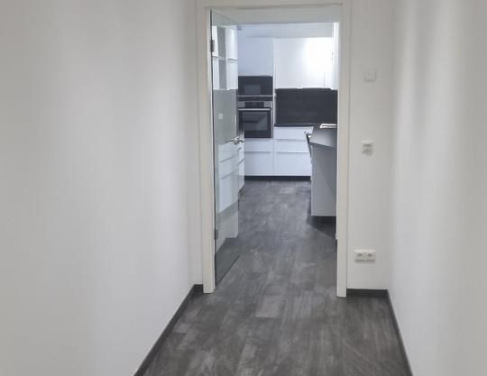 Neubau-Luxus: 96,2m² mit Profiküche, neuer Sauna & Masterbad - Photo 1
