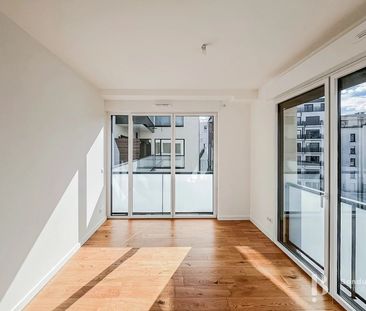 Tout savoir sur cet appartement dans le quartier Colombiers, à Issy... - Photo 2