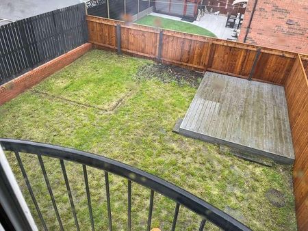 Harewood Close, Spennymoor, County Durham, DL16 - Photo 4