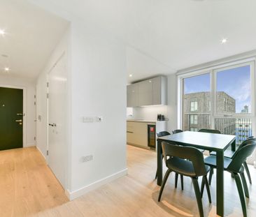 3 bedroom apartment to rent - Photo 3