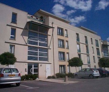 Location Appartement 2 pièces 40m² ORLEANS 45000 - Photo 2