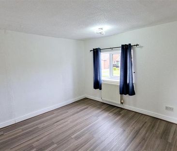 2 bedroom property to rent - Photo 2