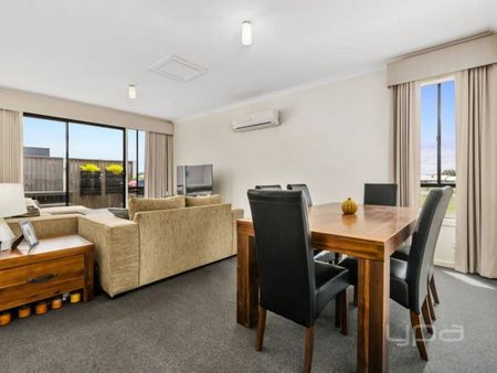 26/9 Petrea Place, HARKNESS - Photo 4