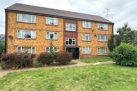 Mitchell Walk, Swanscombe DA10, London - Photo 4