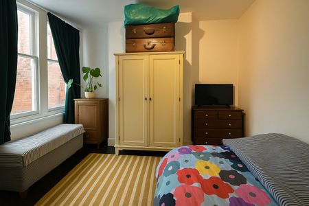 3 Bed Flat, Alexander Gardens, N10 - Photo 4