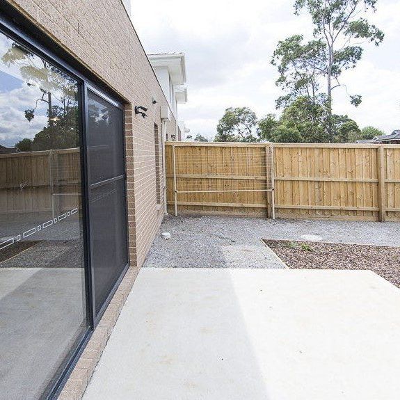 24 Spriggs Drive, CROYDON - Photo 1