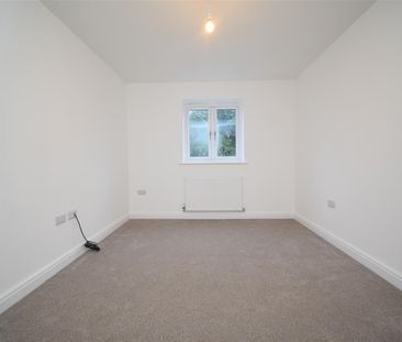 Headland Lane, Earlsheaton, Dewsbury - Photo 6