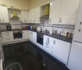 7 bedroom terraced house to rent - Photo 2