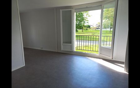 Location Appartement 5 pièces 75 m² La Châtre - Photo 3