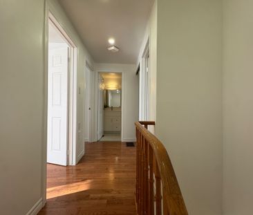 For Lease - 49 Ambercroft Boulevard, Toronto, Ontario - Photo 4