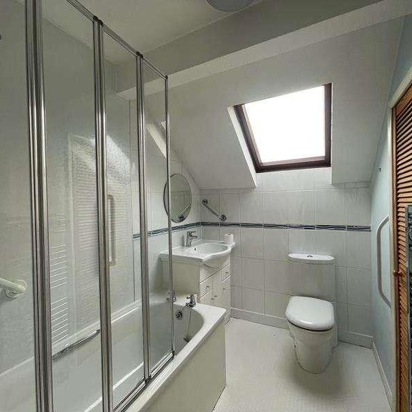 Redland Close, Malvern, WR14 - Photo 1