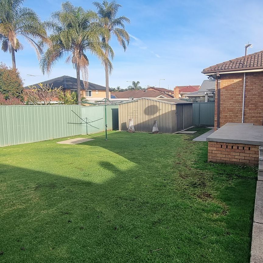 Well Kept Four Bedroom Family Home&excl; - Photo 1