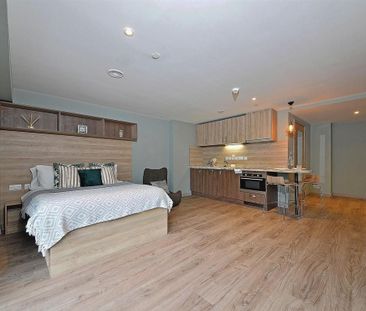 Studio to rent - Photo 5