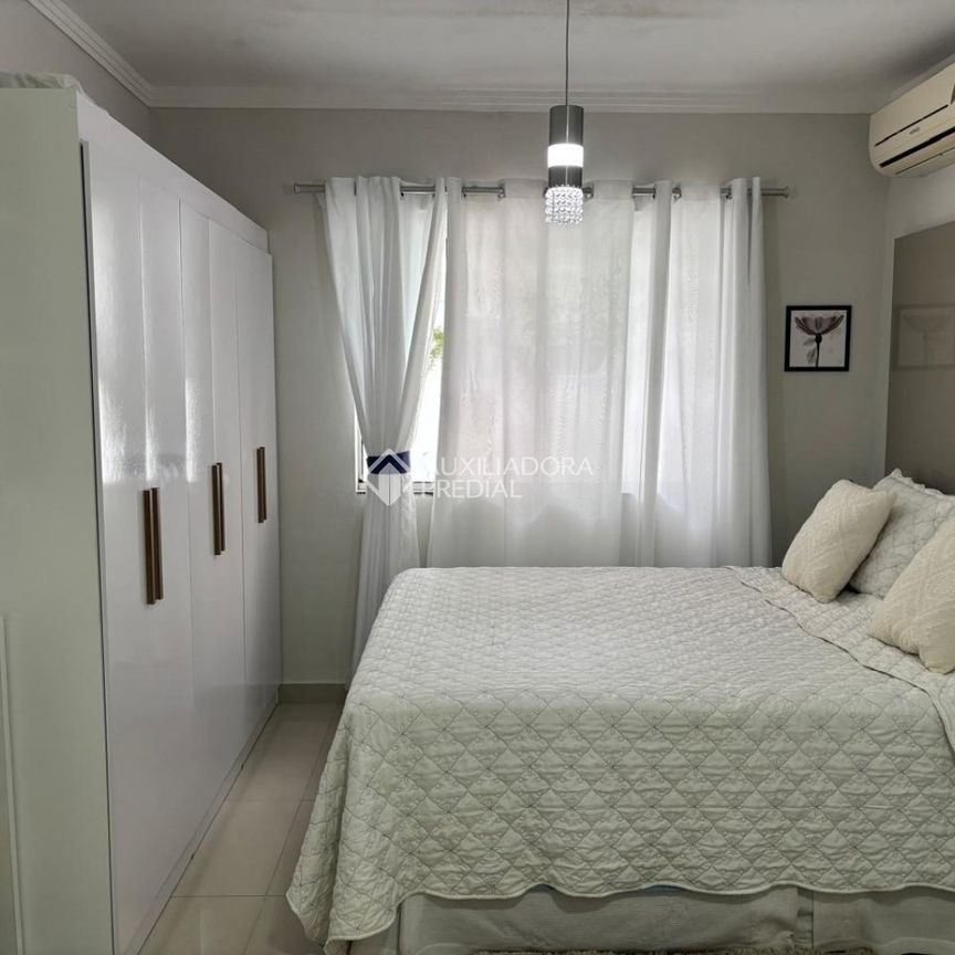 Sobrado com 3 quartos e 133m² para alugar em Ingleses do Rio Vermelho, Florianópolis. - Photo 1