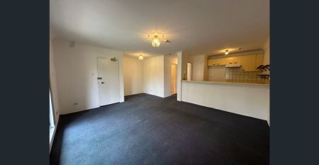 Well-Maintained Inner-City Unit in Prime Pyrmont Location - Photo 3