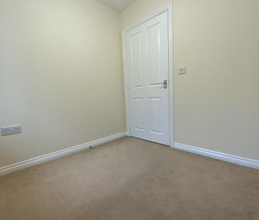 3 bedroom terraced house to rent - Photo 6