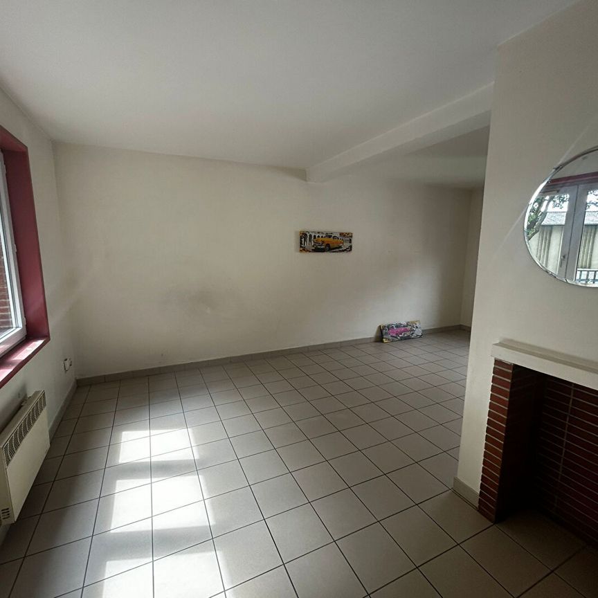 Location Appartement 4 pièces 90m² LILLE 59000 - Photo 1