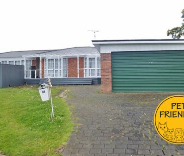 43 Hallberry Road, Mangere East, Auckland - Photo 2