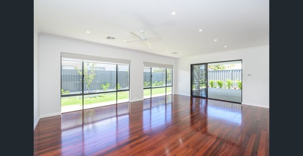 Rossmoyne Living - Photo 1